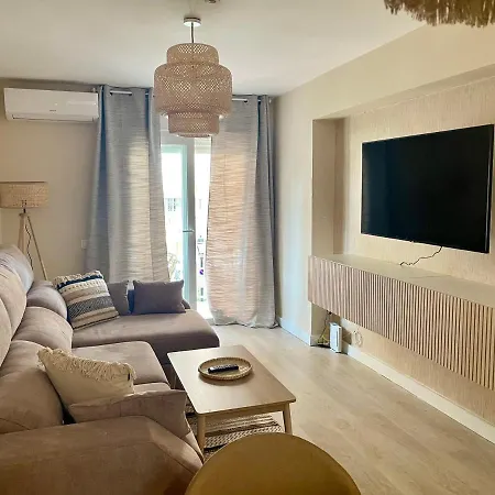 Apartment Piso Centrico En Calle Luis Vives 1, *